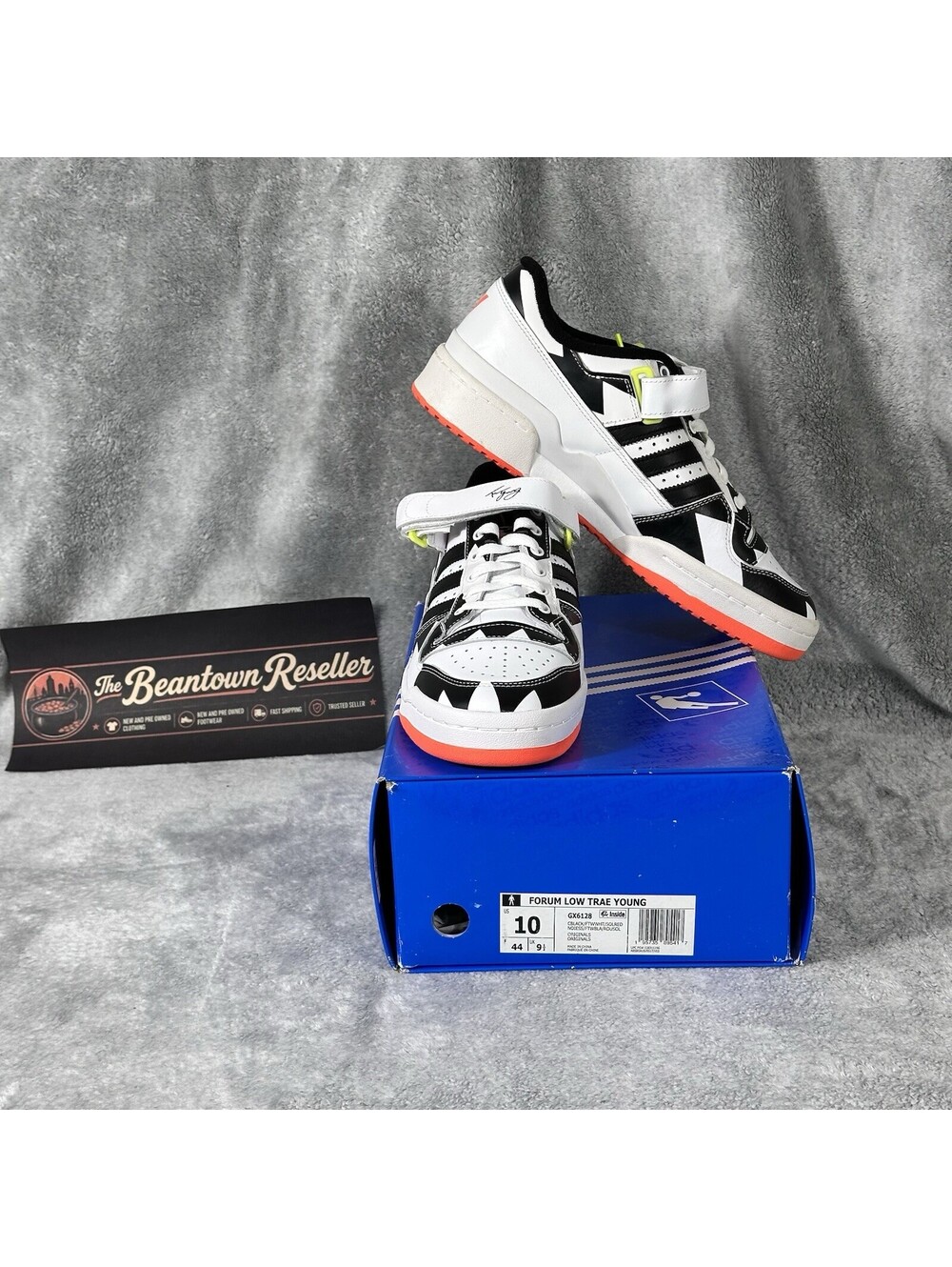 adidas Men’s Size 10  Forum Low Trae Young So So Def Atlanta Black White GX6128